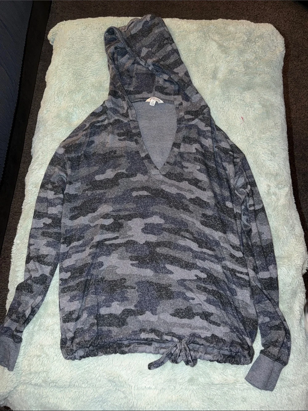 Lucky Brand Women's Gray Camouflage Hooded Sweater